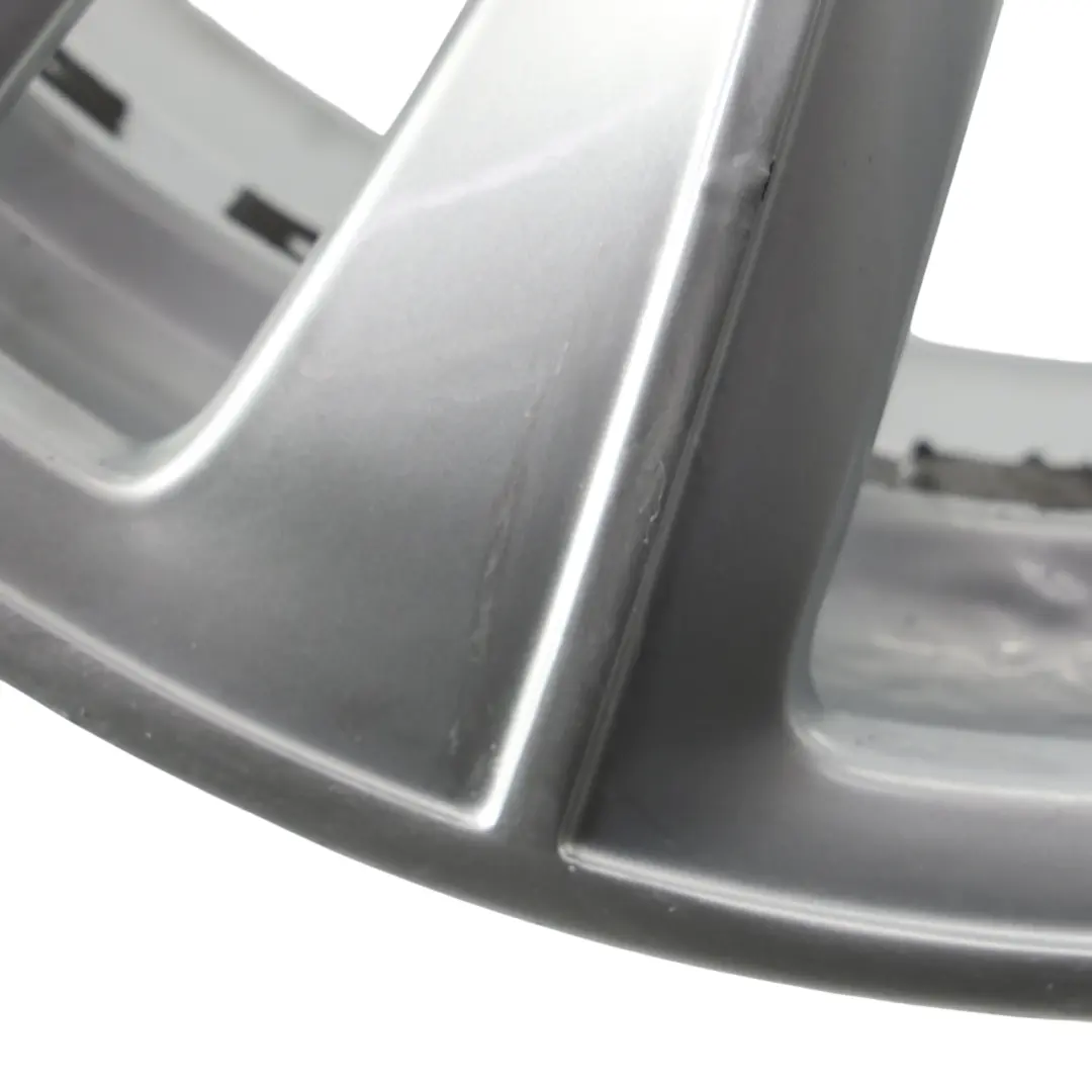 BMW E60 E61 Srebrna Felga Aluminiowa 18" 8J ET:20 Styling 247 - SKU 6777350-1 - Numer Części 6777350