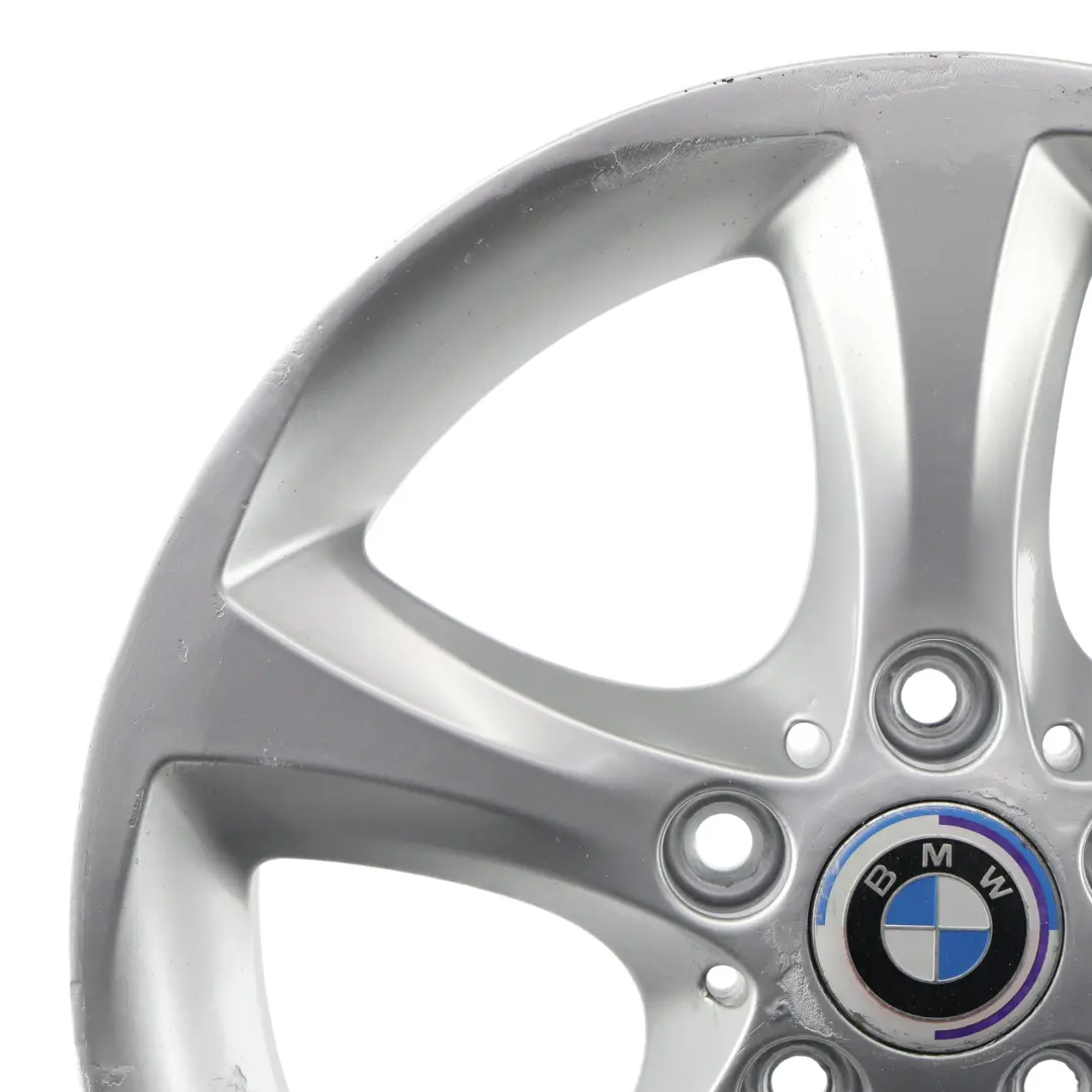 Silberne Leicht Metall Felge 17" ET:47 7J für BMW E81 E82 E87 mit Teilenummer 6778219 BMW E81 E82 E87 Silberne Leicht Metall Felge 17" ET:47 7J - SKU 6778219-7 - Teilenummer 6778219