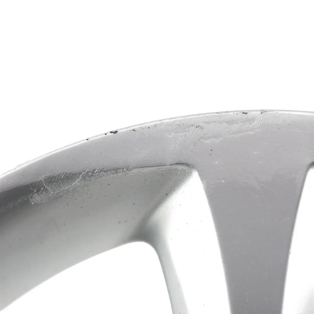 Jante argentée alliage 17" Star Spoke 256 ET:47 7J pour BMW E81 E82 E87 E88 à propos du numéro de pièce 6778219 BMW E81 E82 E87 E88 Jante argentée alliage 17" Star Spoke 256 ET:47 7J - SKU 6778219-7 - Numéro de pièce 6778219