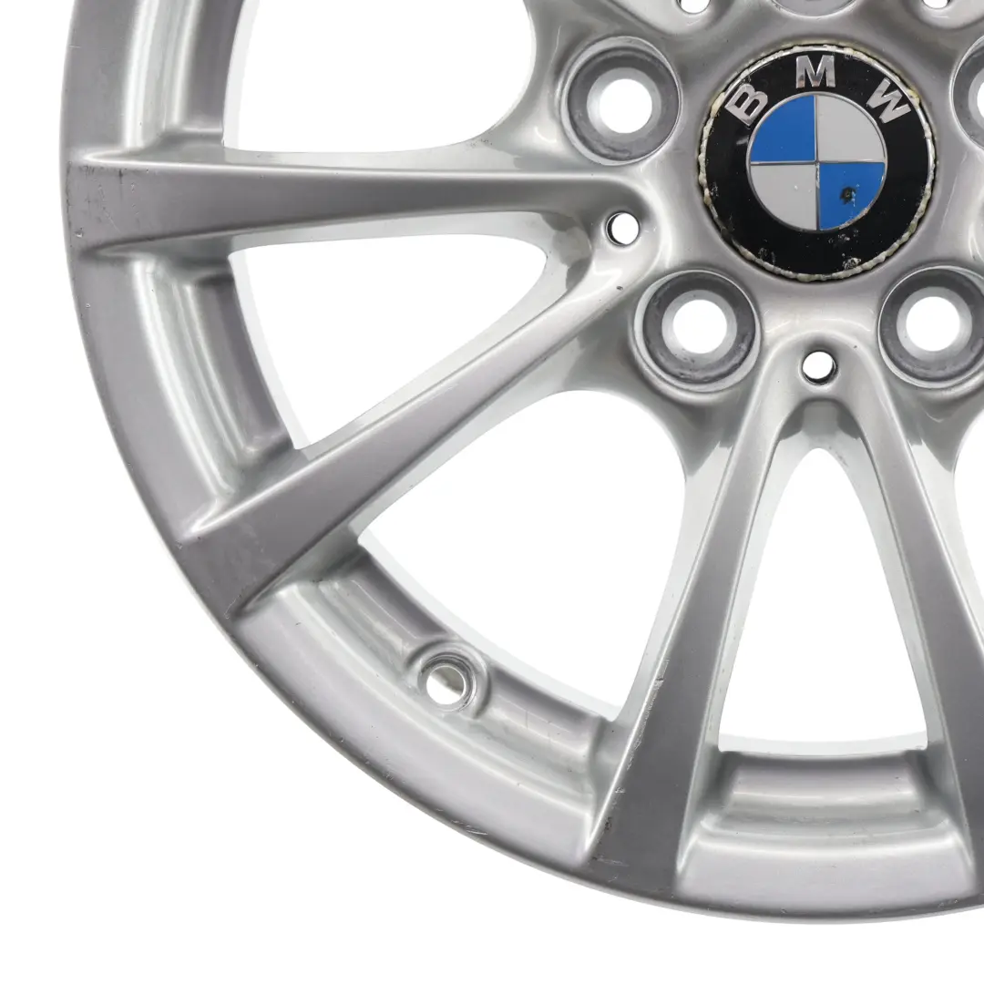 Jante Alliage Argent 16" 7J ET:31 V-spoke 390 pour BMW F30 F31 F36 à propos du numéro de pièce 6796236 BMW F30 F31 F36 Jante Alliage Argent 16" 7J ET:31 V-spoke 390 - SKU 6796236-1 - Numéro de pièce 6796236