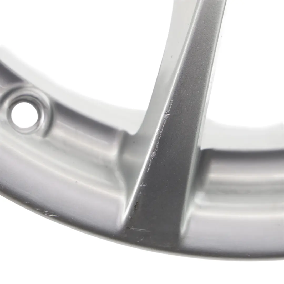 Jante Alliage Argent 16" 7J ET:31 V-spoke 390 pour BMW F30 F31 F36 à propos du numéro de pièce 6796236 BMW F30 F31 F36 Jante Alliage Argent 16" 7J ET:31 V-spoke 390 - SKU 6796236-1 - Numéro de pièce 6796236