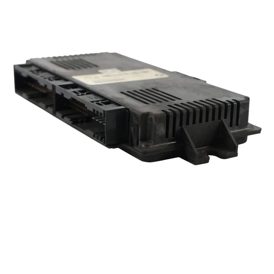 Footwell Light Module Control Unit F to Mini Countryman R57 LCI R58 R60 with Part number 6827073 Mini Countryman R57 LCI R58 R60 Footwell Light Module Control Unit F - SKU 6827073 - Part number 6827073