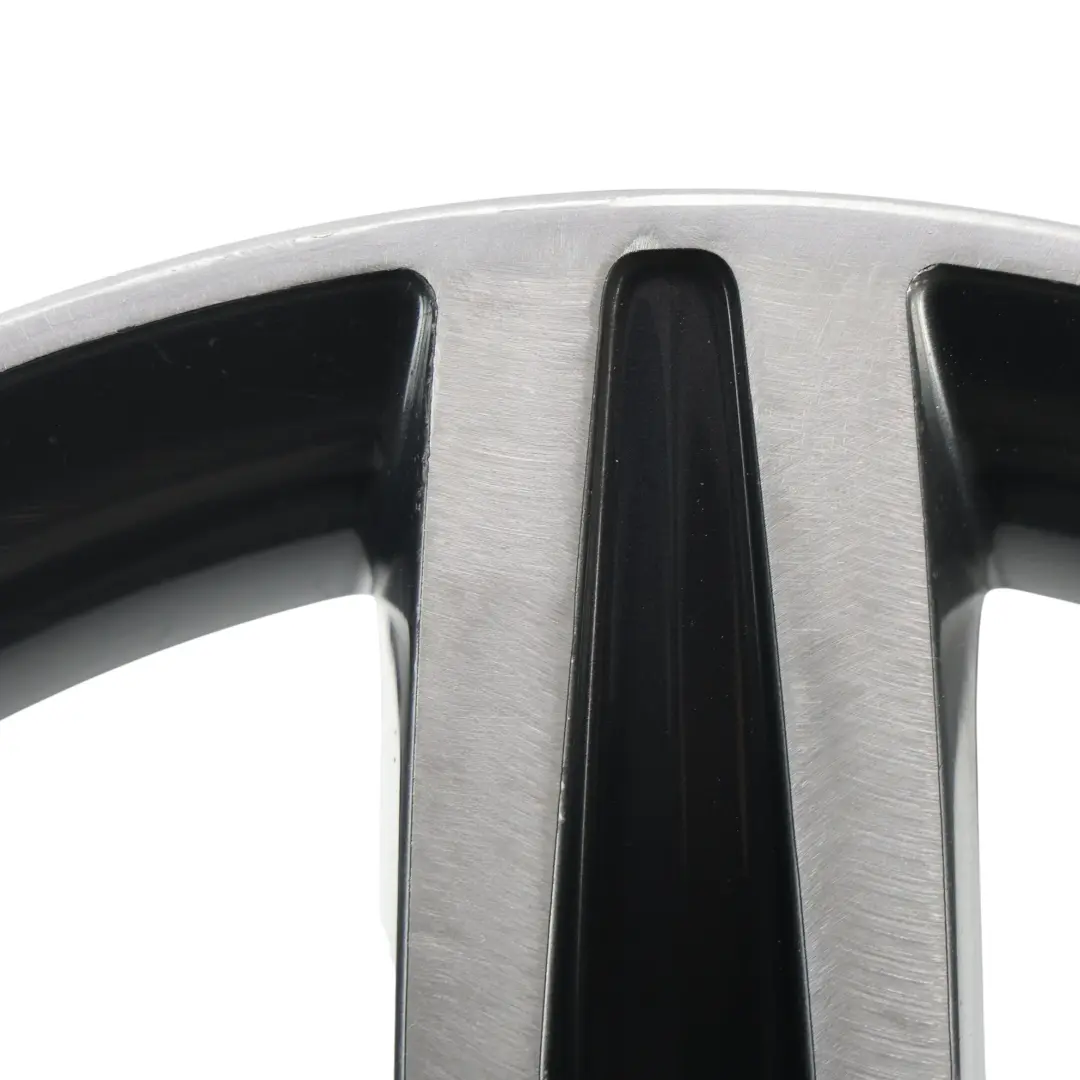 Graue Leicht metall felge 17" Sternspeiche ET:43 7,5J für BMW F20 F21 F22 mit Teilenummer 6850151 BMW F20 F21 F22 Graue Leicht metall felge 17" Sternspeiche ET:43 7,5J - SKU 6850151-13 - Teilenummer 6850151