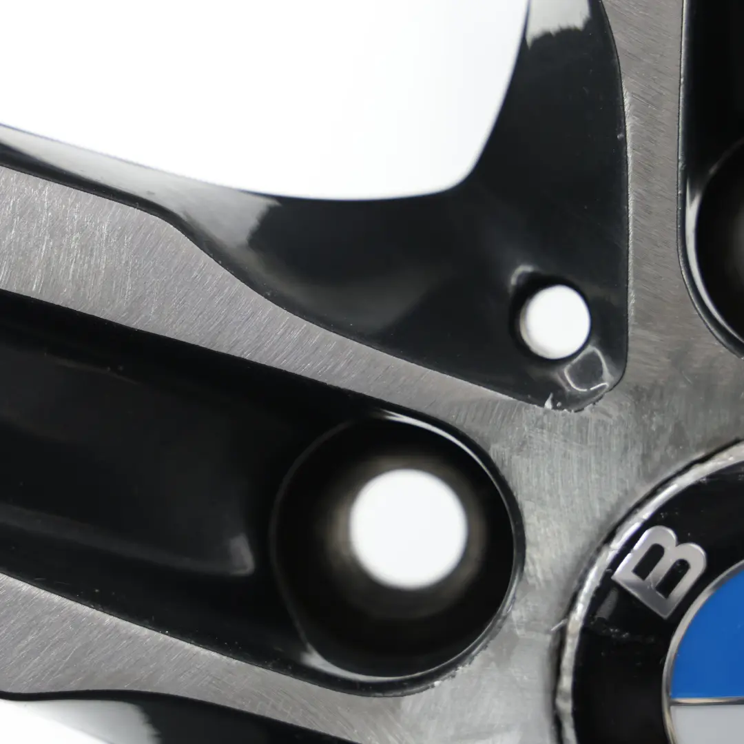 Graue Leicht metall felge 17" Sternspeiche ET:43 7,5J für BMW F20 F21 F22 mit Teilenummer 6850151 BMW F20 F21 F22 Graue Leicht metall felge 17" Sternspeiche ET:43 7,5J - SKU 6850151-13 - Teilenummer 6850151