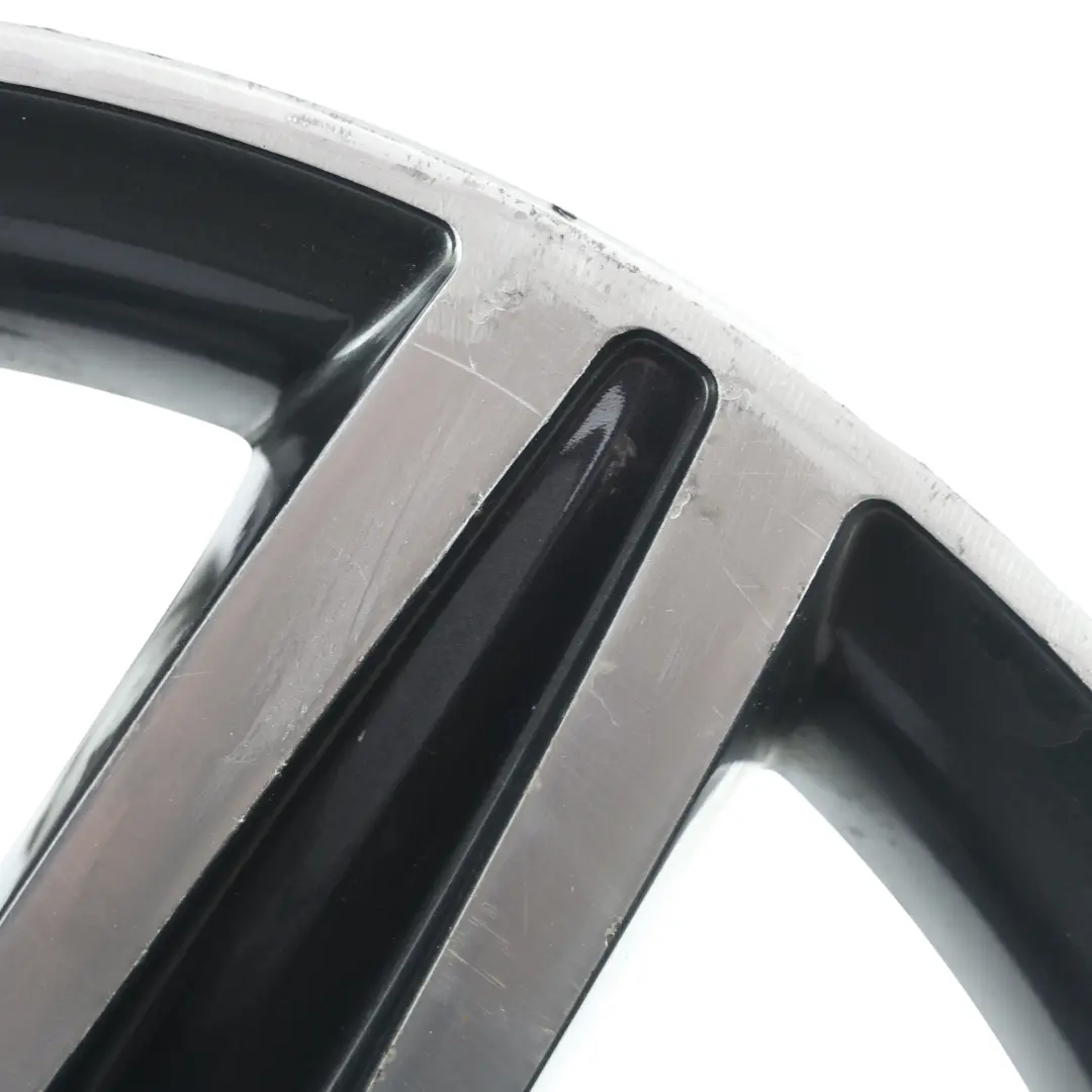 Felga aluminiowa 17" 7,5J do BMW F20 F21 o numerze 6850151 BMW F20 F21 Felga aluminiowa 17" 7,5J - SKU 6850151-4 - Numer Części 6850151