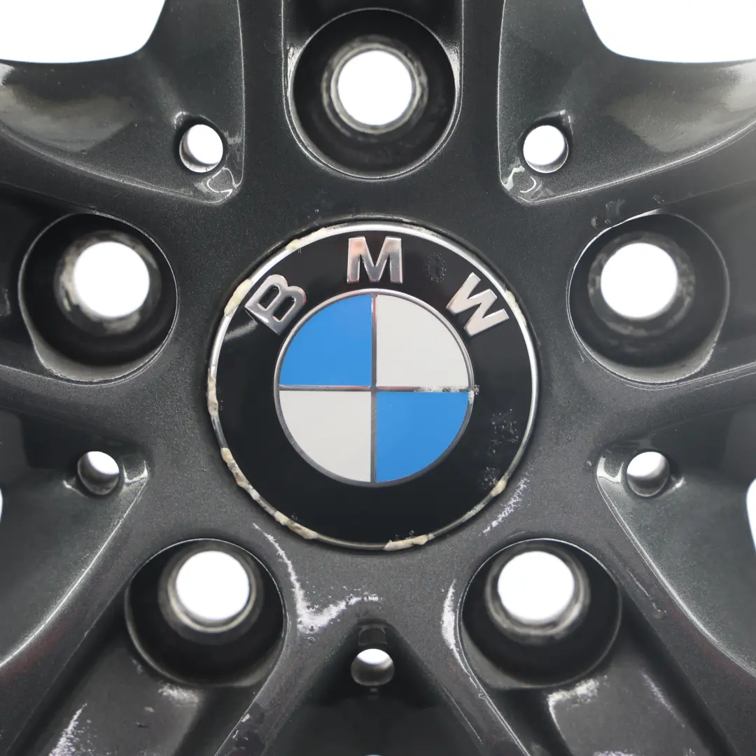Graue Leichtmetallfelge 17" Sternspeiche 379 ET:43 7,5J für BMW F20 F21 F22 mit Teilenummer 6850151 BMW F20 F21 F22 Graue Leichtmetallfelge 17" Sternspeiche 379 ET:43 7,5J - SKU 6850151-9 - Teilenummer 6850151
