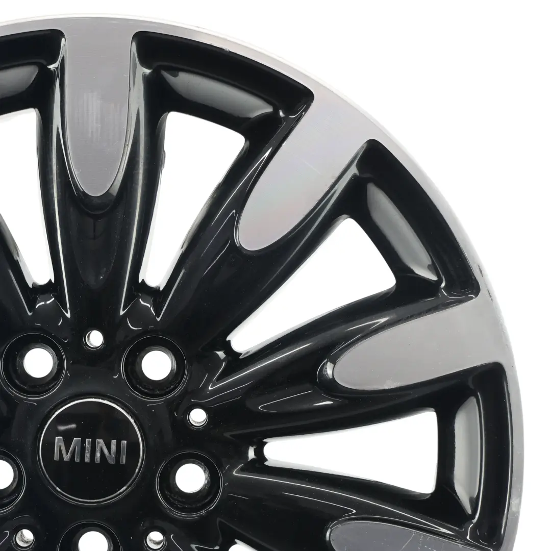 Cerchio Ruota Lega 17" ET:54 7J Roulette Spoke 502 per Mini One F55 F56 con numero di parte 6855111 Mini One F55 F56 Cerchio Ruota Lega 17" ET:54 7J Roulette Spoke 502 - SKU 6855111-2 - Numero di parte 6855111