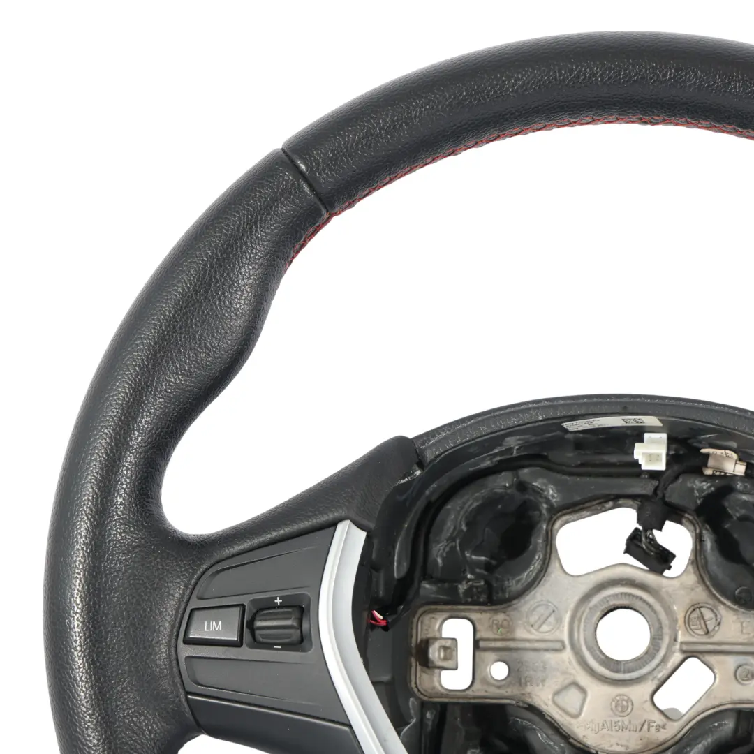 sportivo in pelle nera filo rosso multifunzione per BMW F20 F21 F30 F31 Volante con numero di parte 6863346 BMW F20 F21 F30 F31 Volante sportivo in pelle nera filo rosso multifunzione - SKU 6863346-4 - Numero di parte 6863346