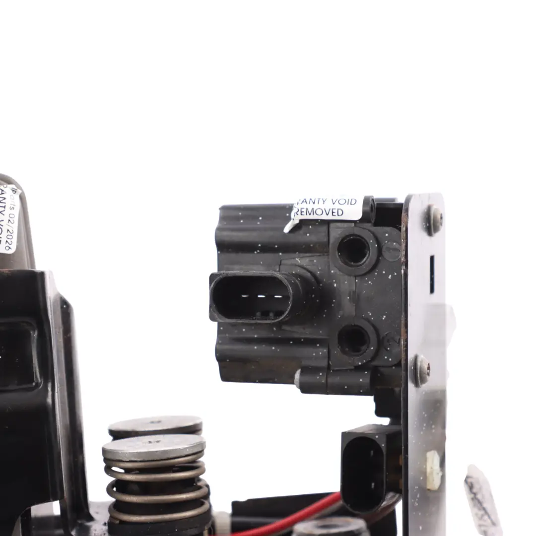 BMW F01 F02 F07 F11 Air Supply Suspension Compressor Motor 6789450 - SKU 6875176-2 - Part number 6875176