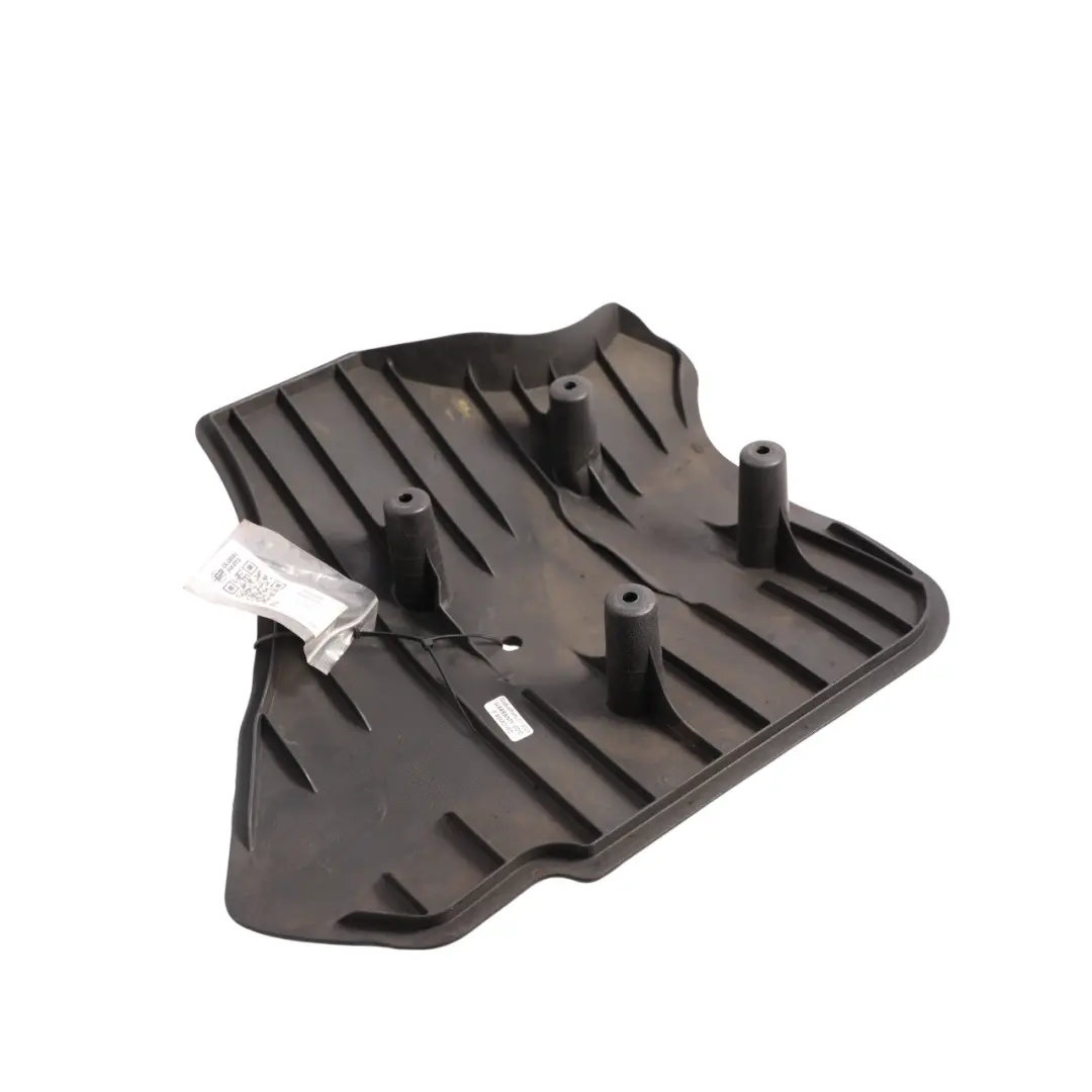 Control Arm Splash Guard Panel Right O/S to BMW G20 G21 G22 G23 G26 Rear with Part number 6876804 BMW G20 G21 G22 G23 G26 Rear Control Arm Splash Guard Panel Right O/S - SKU 6876804 - Part number 6876804