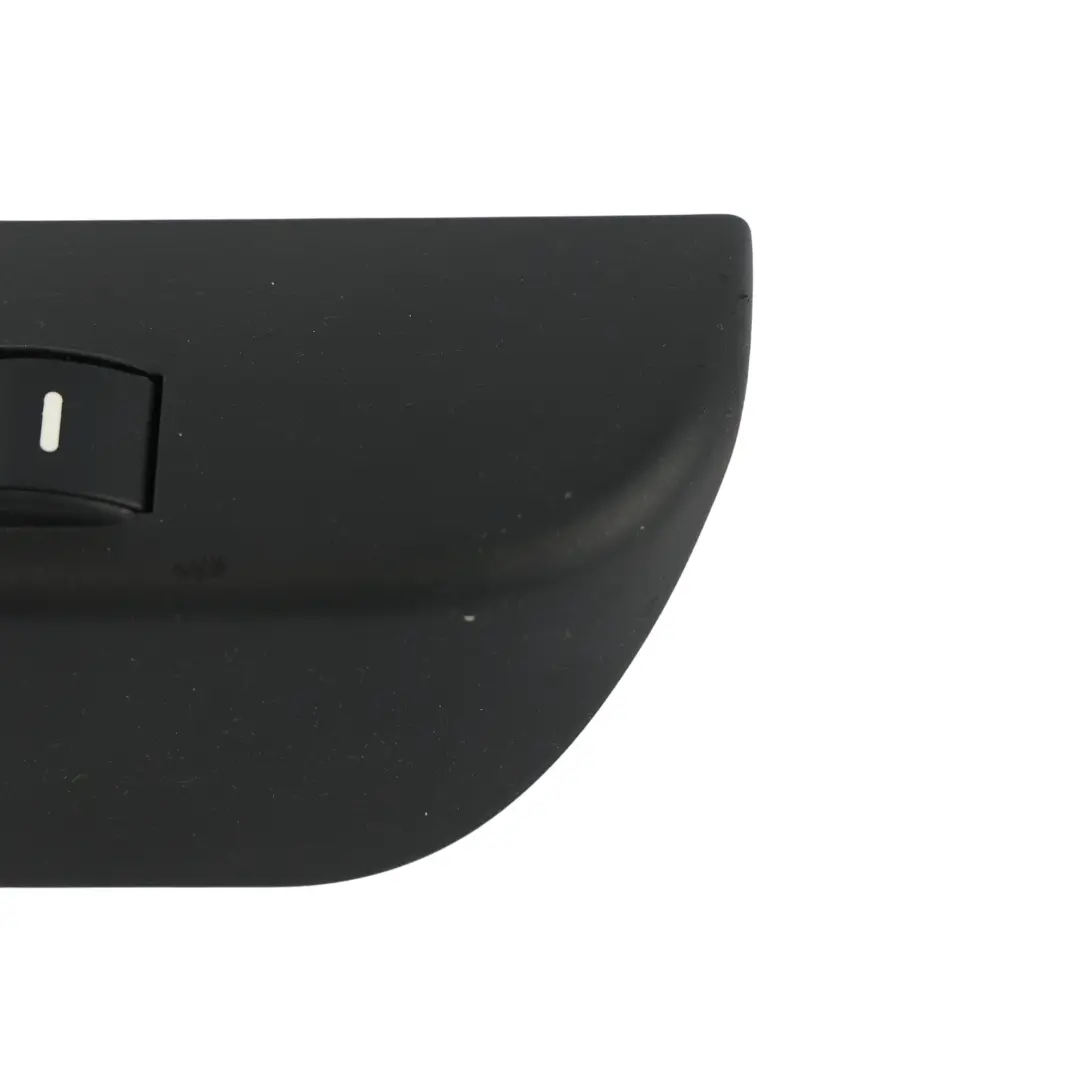 Range Rover L322 Panel Interruptor Elevalunas Puerta Trasera Derecha YUF000072 - SKU 6901283 - Número de pieza 6901283