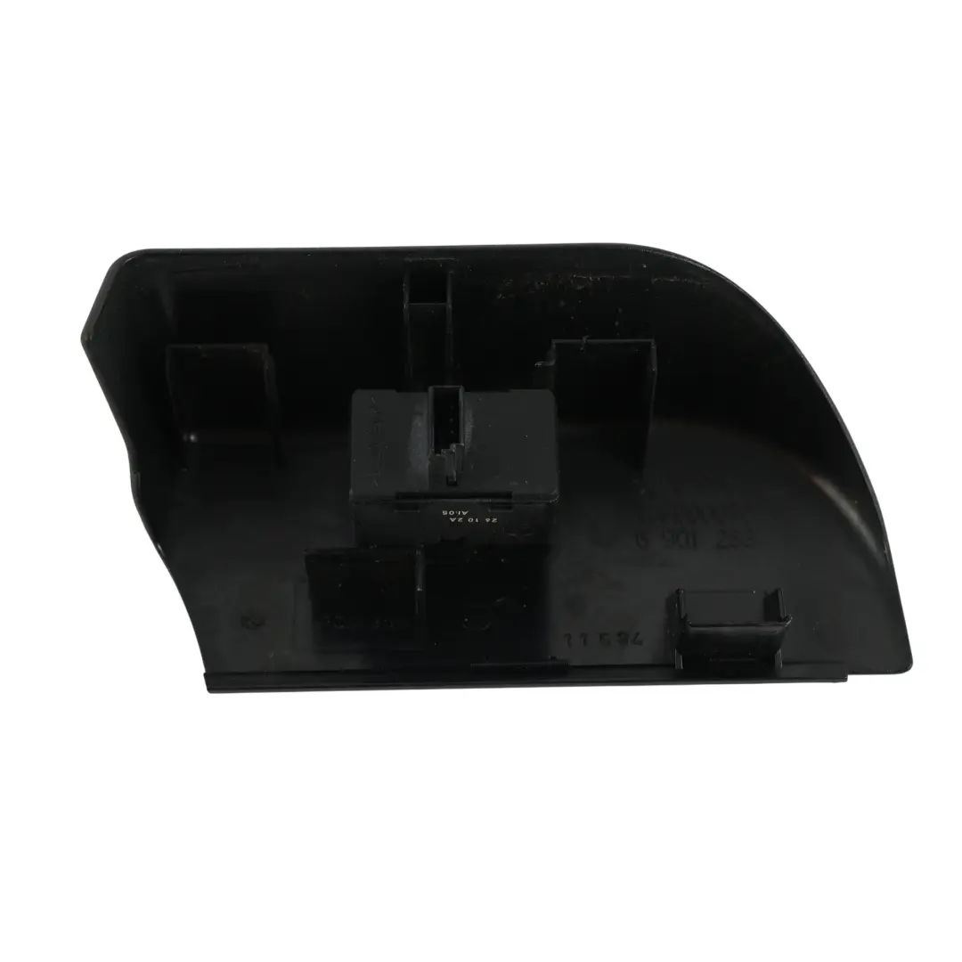 Range Rover L322 Panel Interruptor Elevalunas Puerta Trasera Derecha YUF000072 - SKU 6901283 - Número de pieza 6901283