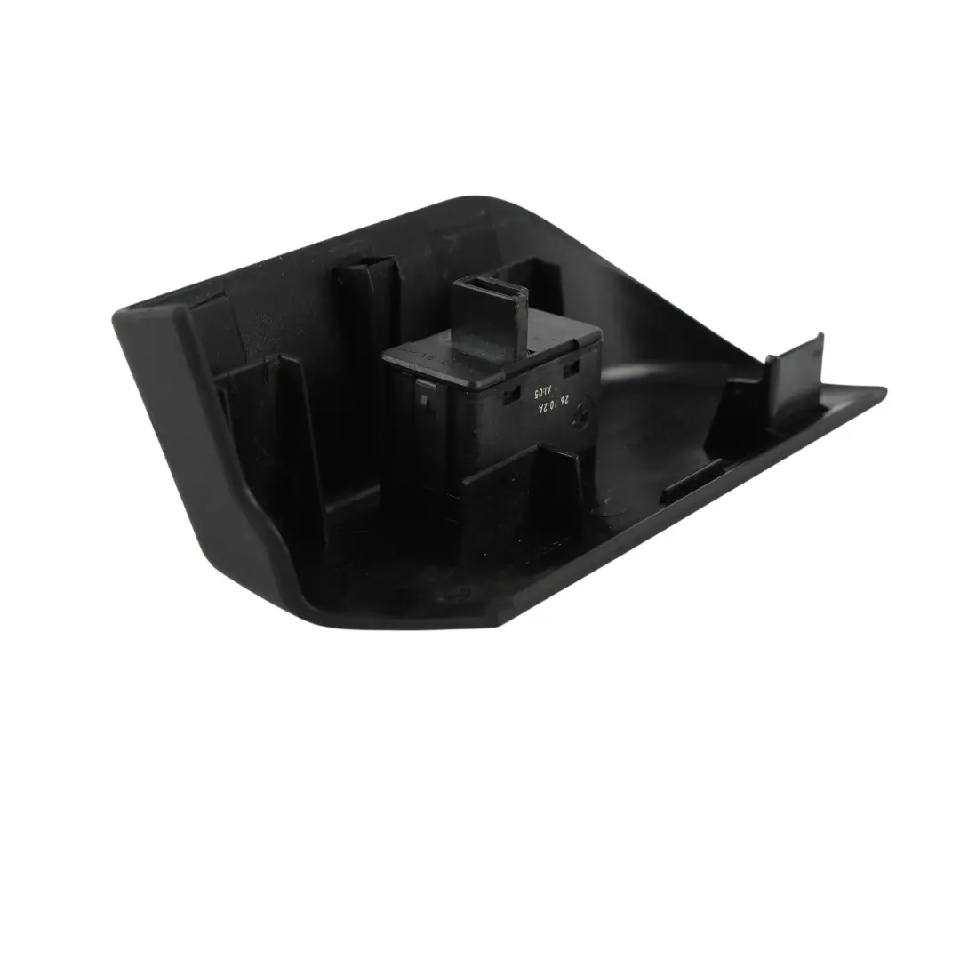 Pannello Interruttore Alzacristalli Posteriore Destro YUF000072 per Range Rover L322 con numero di parte 6901283 Range Rover L322 Pannello Interruttore Alzacristalli Posteriore Destro YUF000072 - SKU 6901283 - Numero di parte 6901283