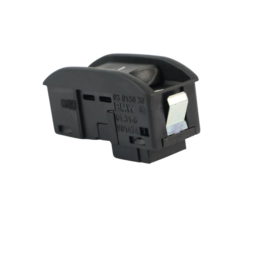 Interruptor Techo Corredizo 03015030 para Land Rover Range Rover L322 con número de pieza 6901474 Land Rover Range Rover L322 Interruptor Techo Corredizo 03015030 - SKU 6901474 - Número de pieza 6901474