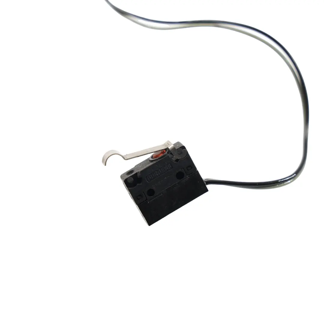 Pulsante Microinterruttore Console Posteriore Cablaggio per BMW Z4 E85 con numero di parte 6910426 BMW Z4 E85 Pulsante Microinterruttore Console Posteriore Cablaggio - SKU 6910426 - Numero di parte 6910426