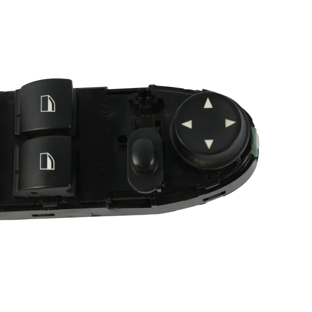 Driver's Side Right Window Lifter Switch O/S to BMW 1 Series E87 E87N with Part number 6952051 BMW 1 Series E87 E87N Driver's Side Right Window Lifter Switch O/S - SKU 6952051 - Part number 6952051