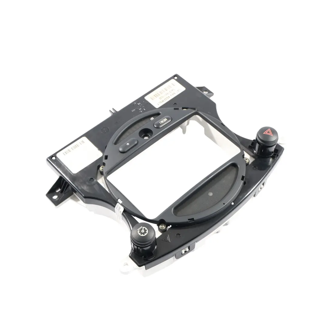 Osłona Ramka Wyświetlacza Nawigacji GPS do Mini R50 R52 R53 o numerze 6957268 Mini R50 R52 R53 Osłona Ramka Wyświetlacza Nawigacji GPS - SKU 6957268-2 - Numer Części 6957268