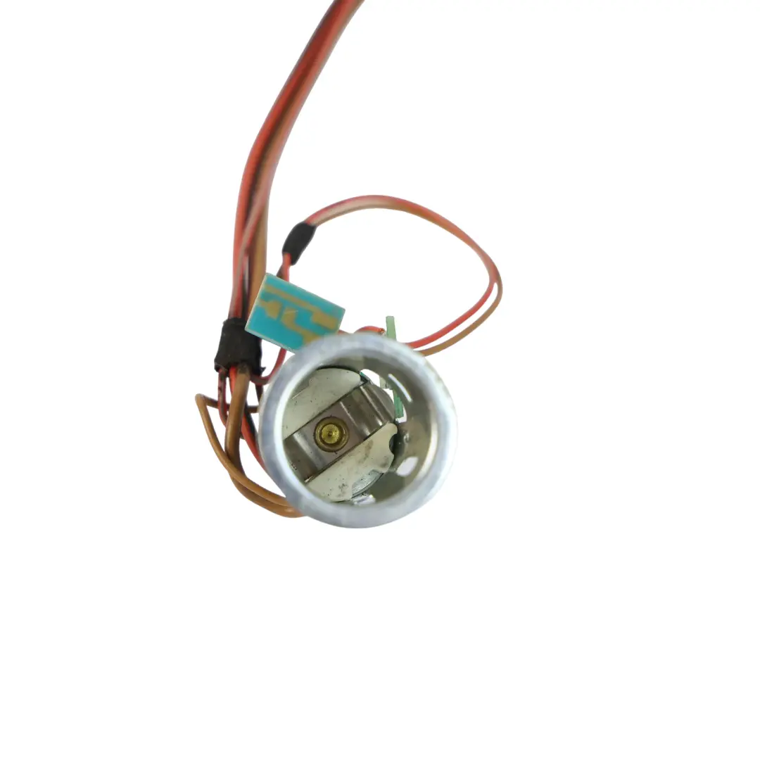 Base Accendisigari LED Presa per BMW X5 E70 F10 F10 LCI F11 F11 LCI con numero di parte 6977675 BMW X5 E70 F10 F10 LCI F11 F11 LCI Base Accendisigari LED Presa - SKU 6977675 - Numero di parte 6977675