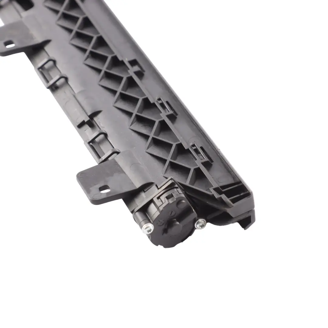 Pare-Soleil Enrouleur Pour Porte Arrière Gauche pour BMW E61 LCI Touring à propos du numéro de pièce 6984647 BMW E61 LCI Touring Pare-Soleil Enrouleur Pour Porte Arrière Gauche - SKU 6984647 - Numéro de pièce 6984647