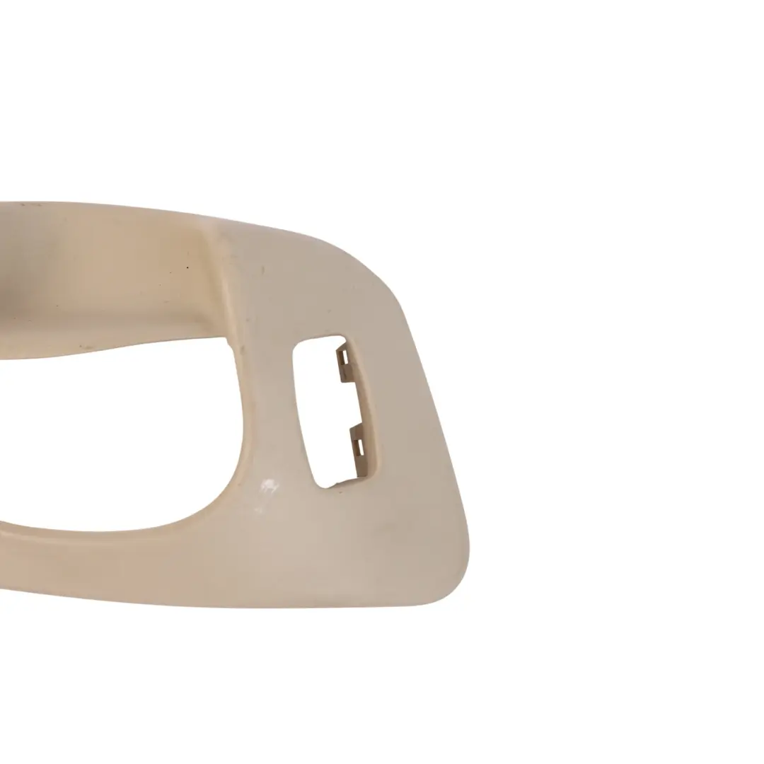 Sedile Sinistro Trim Cover Beige 6977459 per BMW E81 E82 E88 E92 con numero di parte 6985587 BMW E81 E82 E88 E92 Sedile Sinistro Trim Cover Beige 6977459 - SKU 6985587-1 - Numero di parte 6985587