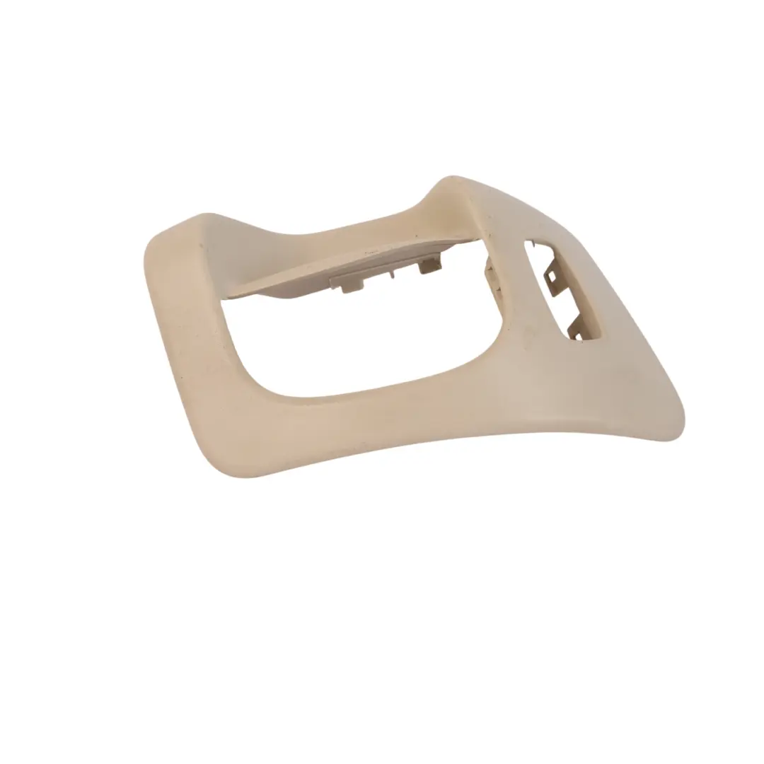 Embellecedor Cubierta Asiento Izquierdo Beige 6977459 para BMW E81 E82 E88 E92 con número de pieza 6985587 BMW E81 E82 E88 E92 Embellecedor Cubierta Asiento Izquierdo Beige 6977459 - SKU 6985587-1 - Número de pieza 6985587