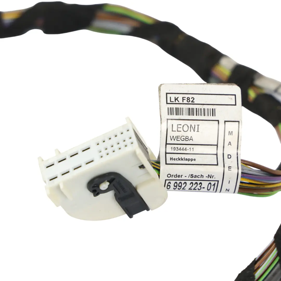 Cablaggio Bagagliaio Posteriore 6992223 per BMW F82 M4 LCI con numero di parte 6992221 BMW F82 M4 LCI Cablaggio Bagagliaio Posteriore 6992223 - SKU 6992221 - Numero di parte 6992221