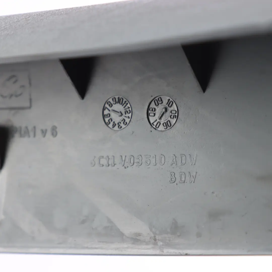 Rivestimento Montante A Modanatura Destra per Ford Transit MK7 con numero di parte 6C11-V03510-ADW Ford Transit MK7 Rivestimento Montante A Modanatura Destra - SKU 6C11-V03510-ADW - Numero di parte 6C11-V03510-ADW