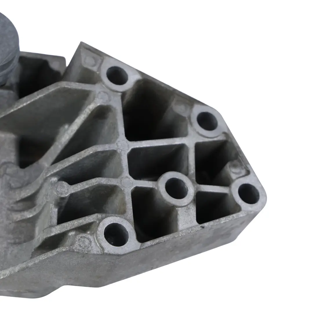 Supporto Staffa Motore 2.2D CRDI per Land Rover Freelander 2 L359 con numero di parte 6G92-6P096-CD Land Rover Freelander 2 L359 Supporto Staffa Motore 2.2D CRDI - SKU 6G92-6P096-CD - Numero di parte 6G92-6P096-CD