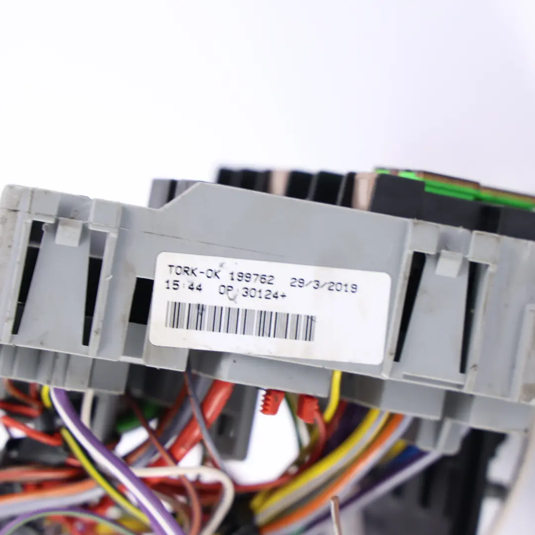 Fuse Box Module Control Unit 50EH199762ST3 to Land Rover Discovery Sport L550 with Part number 6G9T-14A481-AA Land Rover Discovery Sport L550 Fuse Box Module Control Unit 50EH199762ST3 - SKU 6G9T-14A481-AA - Part number 6G9T-14A481-AA