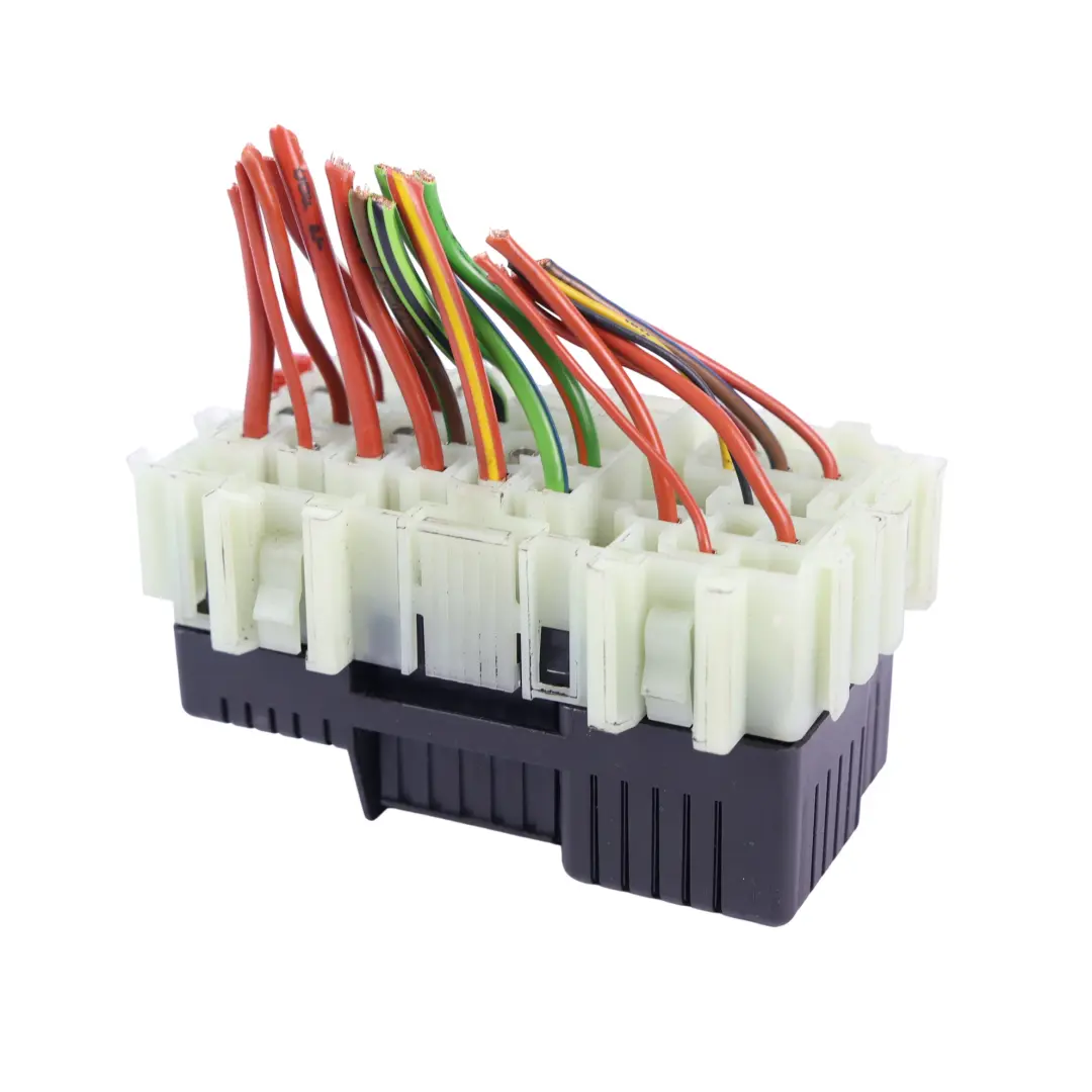 Fuse Relay Box to Land Rover Range Rover L322 with Part number 6G9T-14K131-AB Land Rover Range Rover L322 Fuse Relay Box - SKU 6G9T-14K131-AB - Part number 6G9T-14K131-AB