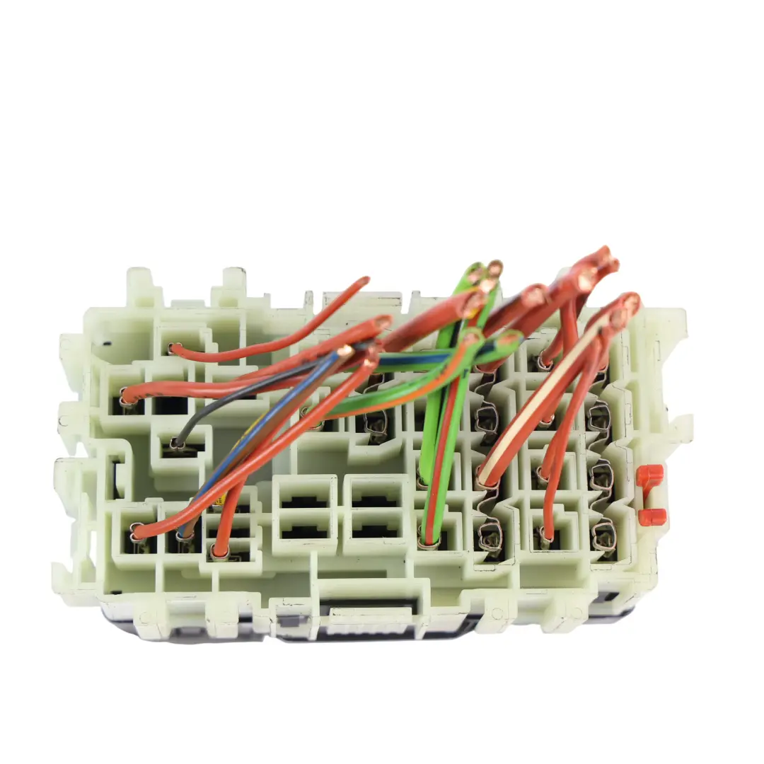 Land Rover Range Rover L322 Fuse Relay Box - SKU 6G9T-14K131-AB - Part number 6G9T-14K131-AB