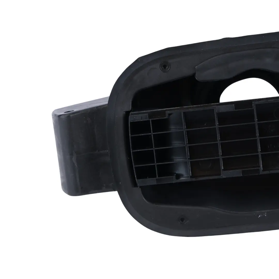 Filler Tank Cap Housing to Land Rover Discovery 3 L319 Fuel with Part number 6H22-28670-BCW Land Rover Discovery 3 L319 Fuel Filler Tank Cap Housing - SKU 6H22-28670-BCW - Part number 6H22-28670-BCW