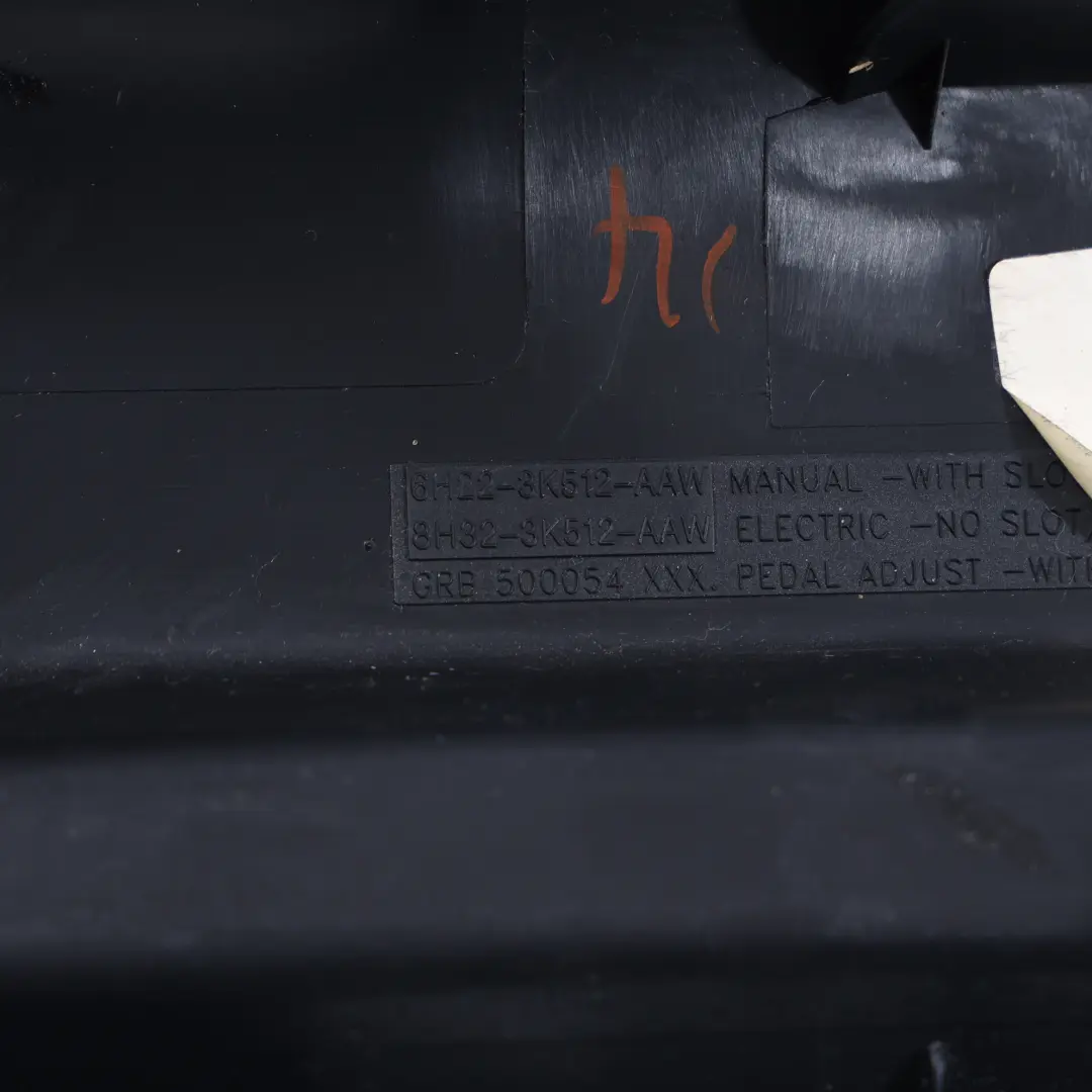 Colonna Dello Sterzo Rivestimento Inferiore per Range Rover L320 con numero di parte 6H22-3K512-AAW Range Rover L320 Colonna Dello Sterzo Rivestimento Inferiore - SKU 6H22-3K512-AAW - Numero di parte 6H22-3K512-AAW