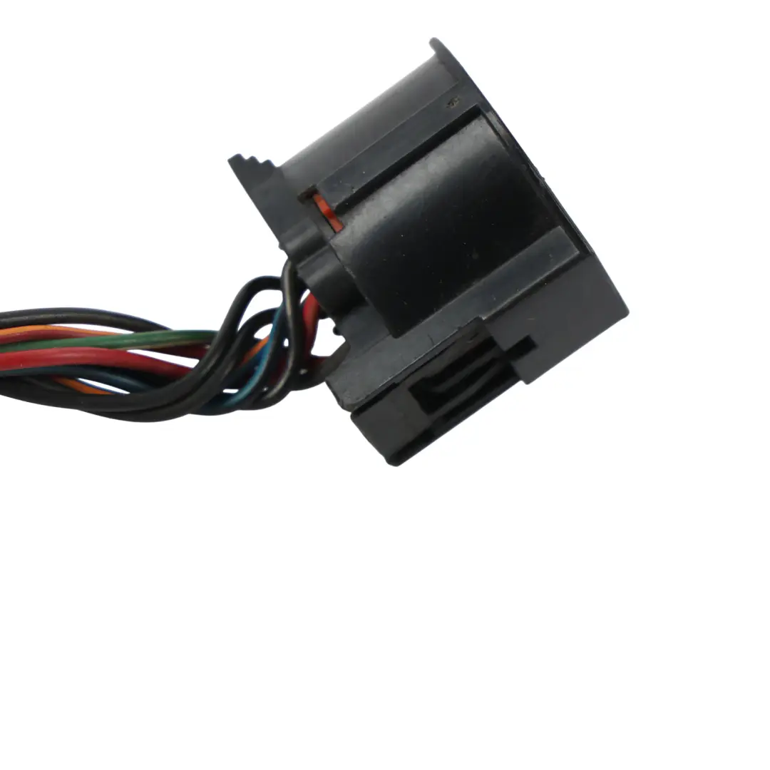 Lampa Przednia Prawa Wtyczka Przewód do Range Rover L320 o numerze 6H32-13W029-JA Range Rover L320 Lampa Przednia Prawa Wtyczka Przewód - SKU 6H32-13W029-JA-2 - Numer Części 6H32-13W029-JA