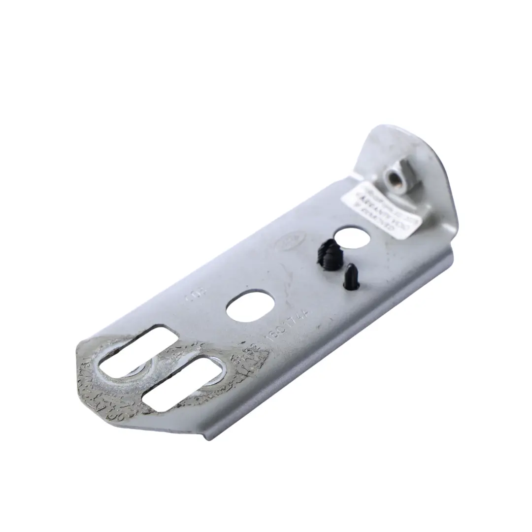 Staffa Montaggio Anteriore Porta Parafango Indus Silver - 863 per Land Rover L359 con numero di parte 6H52-16C174-A Land Rover L359 Staffa Montaggio Anteriore Porta Parafango Indus Silver - 863 - SKU 6H52-16C174-A-INS - Numero di parte 6H52-16C174-A