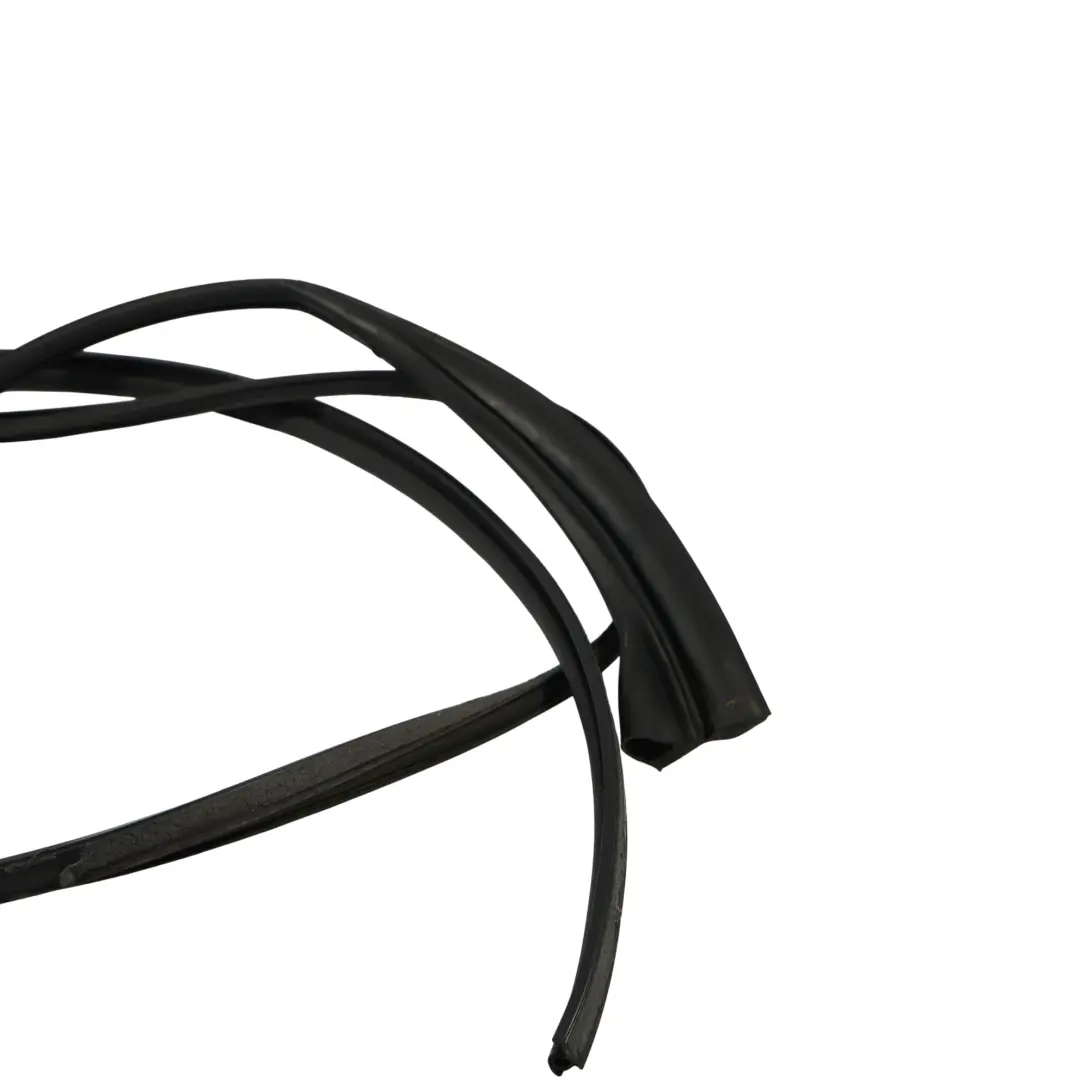 Guarnizione Porta Anteriore Destra per Land Rover Freelander 2 L359 con numero di parte 6H52-20518-A Land Rover Freelander 2 L359 Guarnizione Porta Anteriore Destra - SKU 6H52-20518-A - Numero di parte 6H52-20518-A