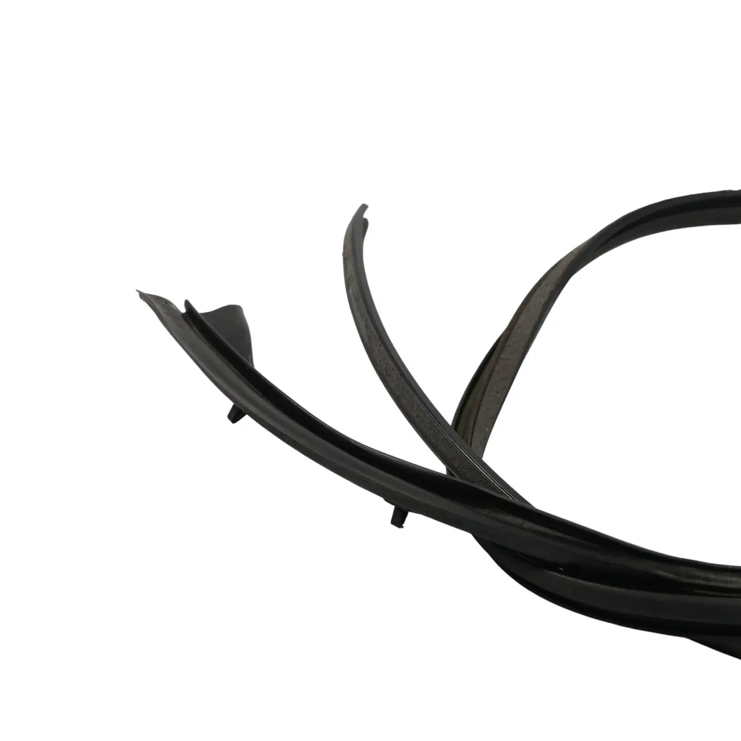 Land Rover Freelander 2 L359 Door Seal Gasket Front Right O/S - SKU 6H52-20518-A - Part number 6H52-20518-A