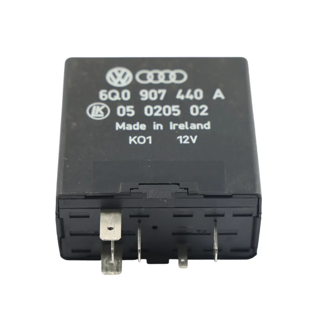 Schwarz Relais Steuergerät 6 Pin 12V 361 für Volkswagen Transporter T5 mit Teilenummer 6Q0907440A Volkswagen Transporter T5 Schwarz Relais Steuergerät 6 Pin 12V 361 - SKU 6Q0907440A - Teilenummer 6Q0907440A