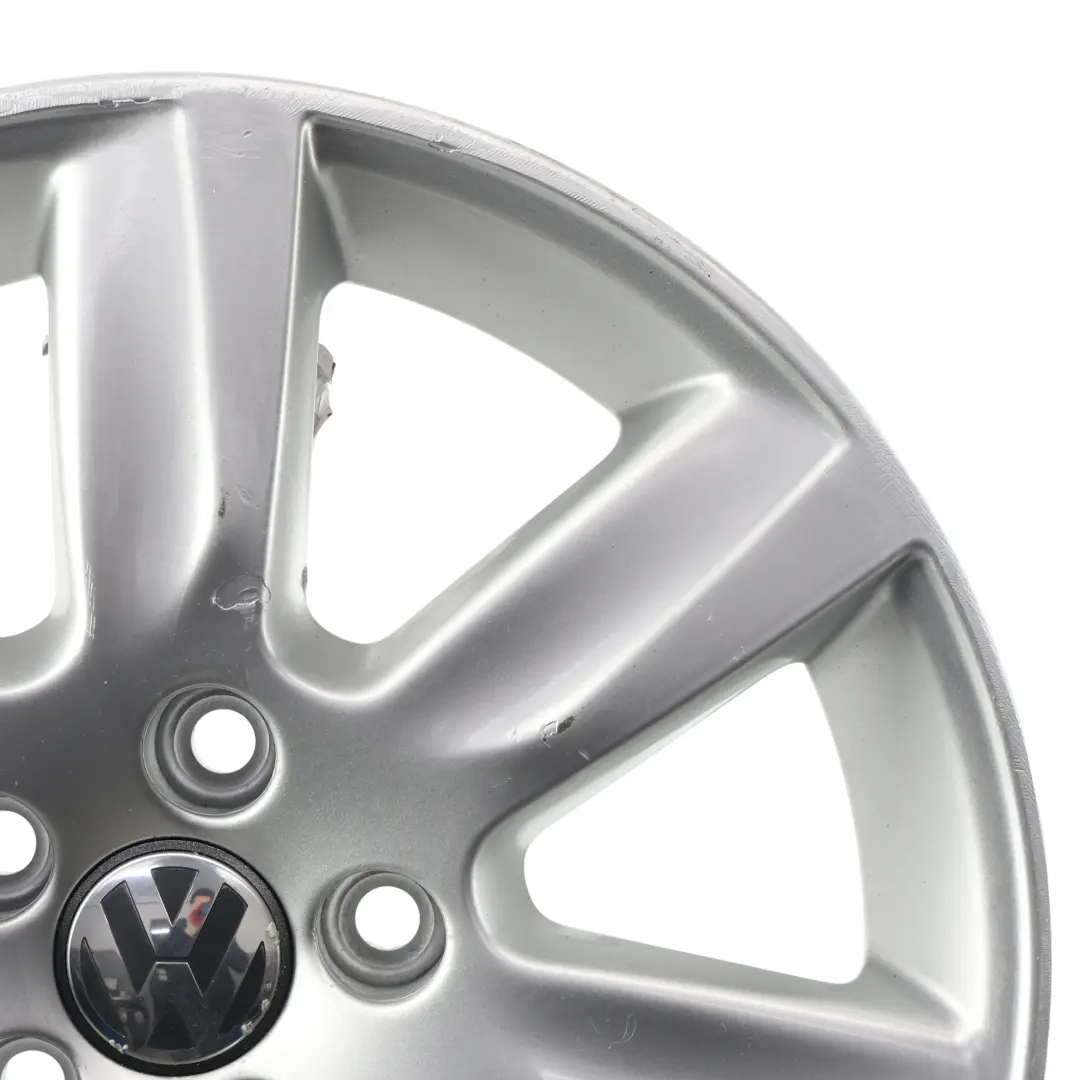 Mk5 Srebrna Felga Aluminiowa 15" ET:40 6J do VW Volkswagen Polo 6R o numerze 6R0601025L VW Volkswagen Polo 6R Mk5 Srebrna Felga Aluminiowa 15" ET:40 6J - SKU 6R0601025L-2 - Numer Części 6R0601025L