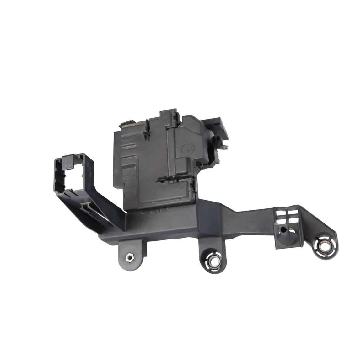 Fuse Socket Retainer Positive Battery Power Terminal to Audi A1 8X with Part number 6R0915343C Audi A1 8X Fuse Socket Retainer Positive Battery Power Terminal - SKU 6R0915343C - Part number 6R0915343C