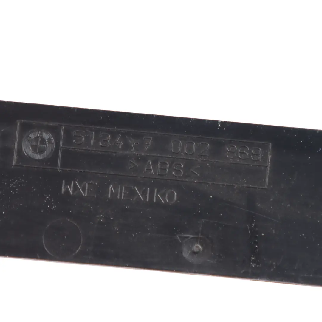 Listwa Uszczelka Drzwi Przednia Przód Lewa 5132 do BMW X5 E53 o numerze 7002969 BMW X5 E53 Listwa Uszczelka Drzwi Przednia Przód Lewa 5132 - SKU 7002969 - Numer Części 7002969