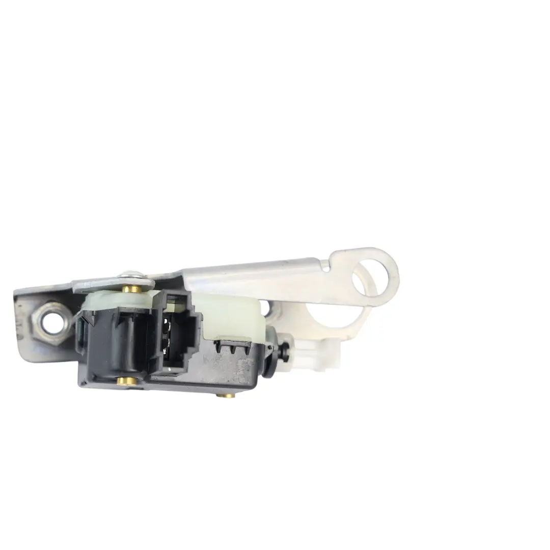 Boot Latch Catch Rear Right O/S to Range Rover L322 Tailgate with Part number 7016050 Range Rover L322 Tailgate Boot Latch Catch Rear Right O/S - SKU 7016050 - Part number 7016050