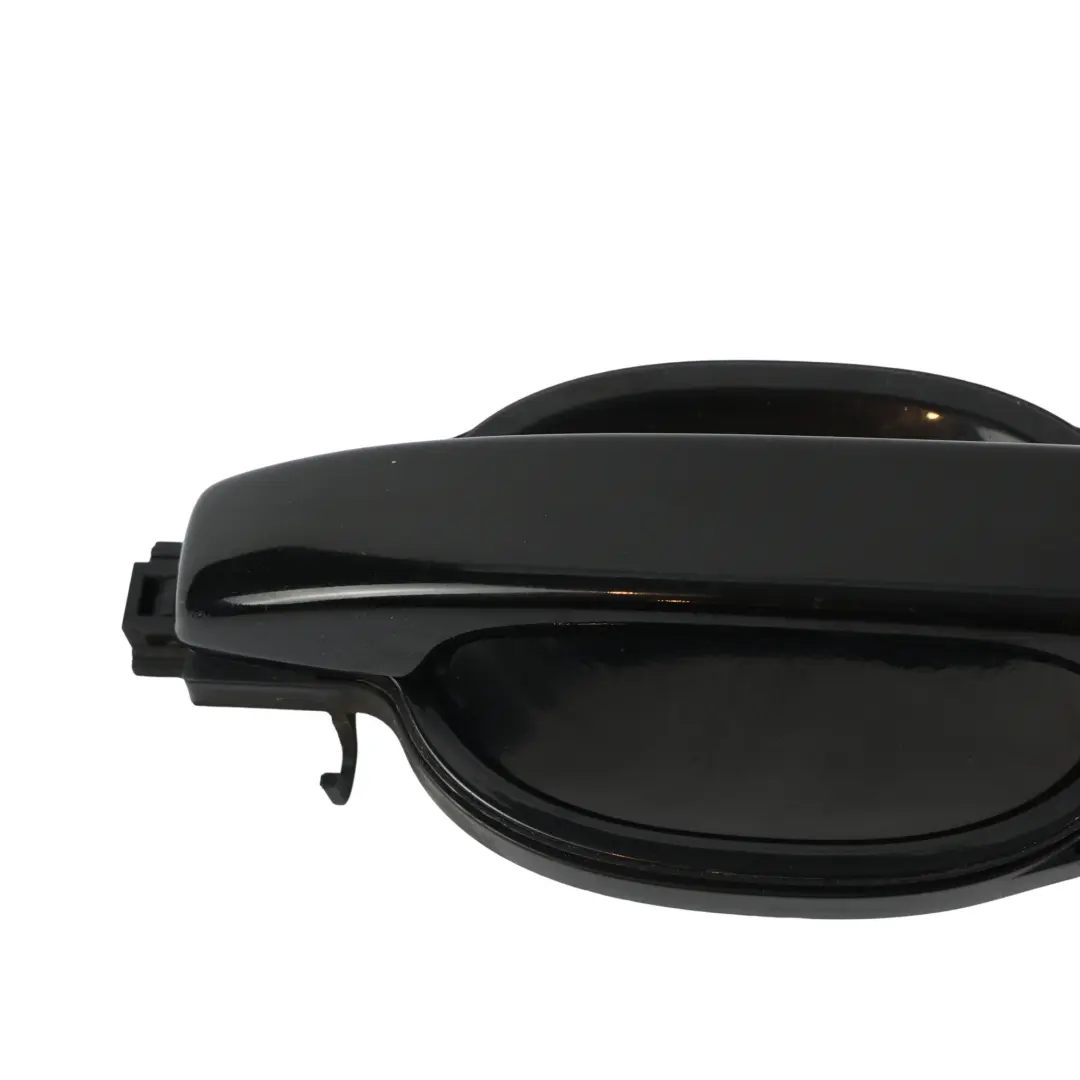 Exterior Door Grab Handle Santorini Black - 820 to Range Rover L322 with Part number 7042484 Range Rover L322 Exterior Door Grab Handle Santorini Black - 820 - SKU 7042484-SAB - Part number 7042484