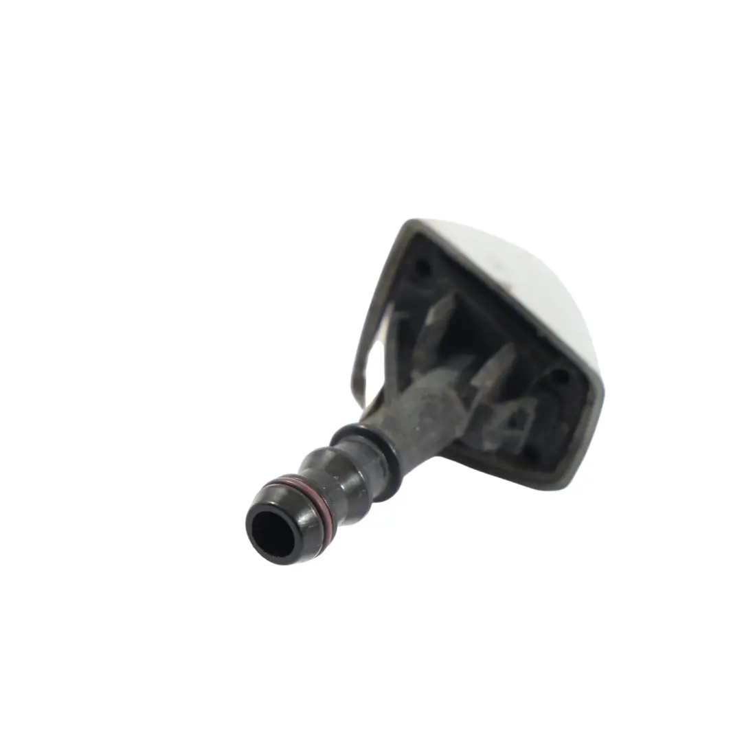Boquilla Pulverizador Sistema Lavafaros Derecho Titansilber 354 para BMW E87 con número de pieza 7117850 BMW E87 Boquilla Pulverizador Sistema Lavafaros Derecho Titansilber 354 - SKU 7117850-TS - Número de pieza 7117850