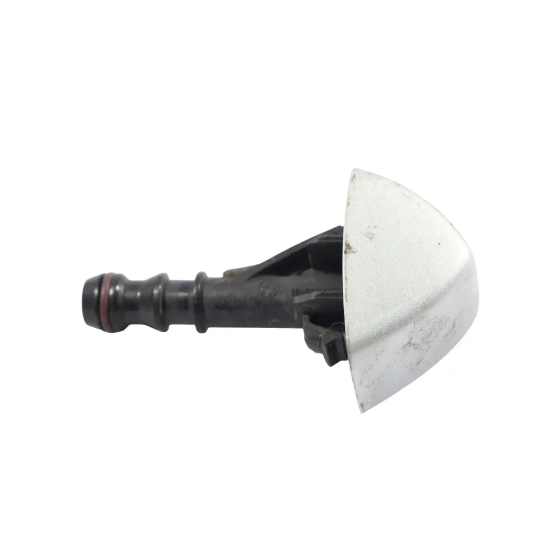 Boquilla Pulverizador Sistema Lavafaros Derecho Titansilber 354 para BMW E87 con número de pieza 7117850 BMW E87 Boquilla Pulverizador Sistema Lavafaros Derecho Titansilber 354 - SKU 7117850-TS - Número de pieza 7117850