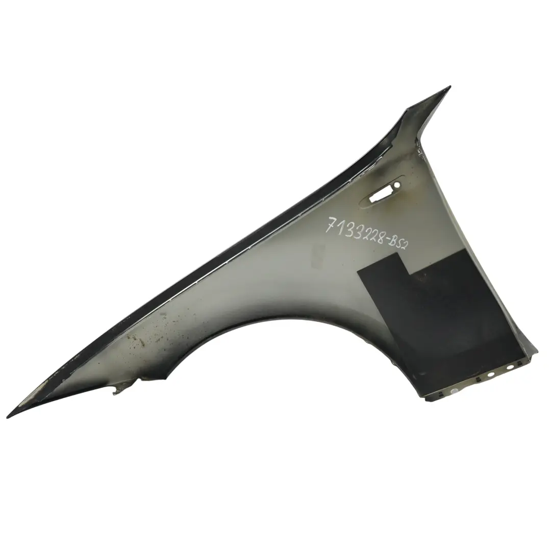 BMW E81 E87 Panneau lateral Aile Fender a l'avant droite Black Sapphire Noir 475 - SKU 7133228-BS2 - Numéro de pièce 7133228