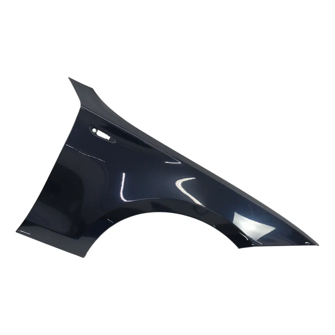 Pannello laterale anteriore destro Pannello parafango Monacoblau A35 per BMW E81 E87 con numero di parte 7133228 BMW E81 E87 Pannello laterale anteriore destro Pannello parafango Monacoblau A35 - SKU 7133228-MB1 - Numero di parte 7133228
