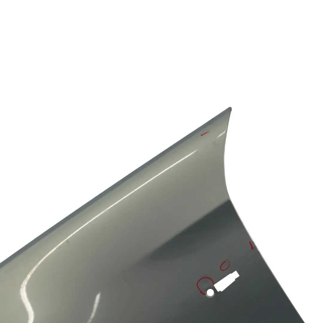 Panel Lateral Guardabarros Delantero Izquierdo Arktis Metallic - A34 para BMW E90 E91 con número de pieza 7135679 BMW E90 E91 Panel Lateral Guardabarros Delantero Izquierdo Arktis Metallic - A34 - SKU 7135679-AM - Número de pieza 7135679