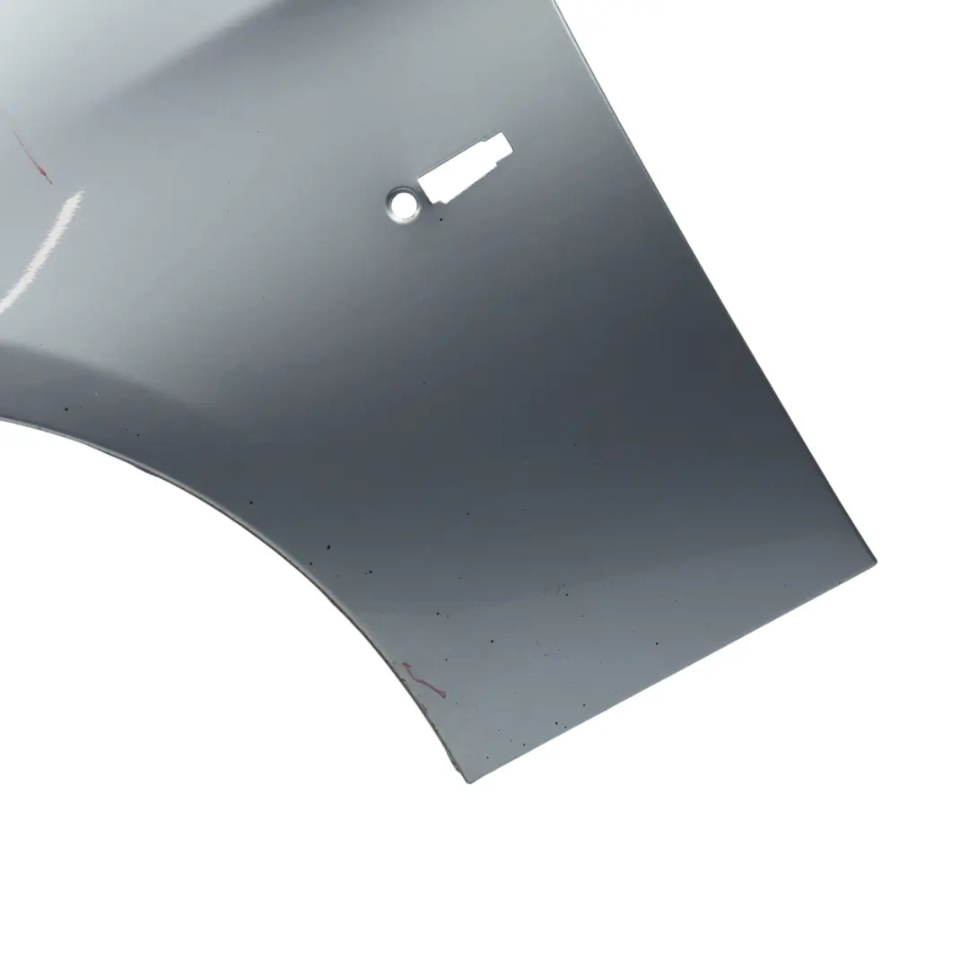 Panneau Latéral Aile Avant Gauche Bluewater Blue Water - 896 pour BMW E90 E91 à propos du numéro de pièce 7135679 BMW E90 E91 Panneau Latéral Aile Avant Gauche Bluewater Blue Water - 896 - SKU 7135679-WB - Numéro de pièce 7135679