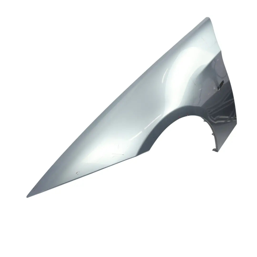 Pannello Laterale Parafango Ala Anteriore Sinistra Bluewater - 896 per BMW E90 E91 con numero di parte 7135679 BMW E90 E91 Pannello Laterale Parafango Ala Anteriore Sinistra Bluewater - 896 - SKU 7135679-WB - Numero di parte 7135679